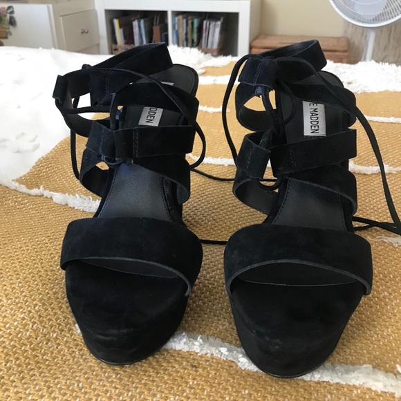 Steve Madden Justinaa Black Heels - Picture 4 of 7